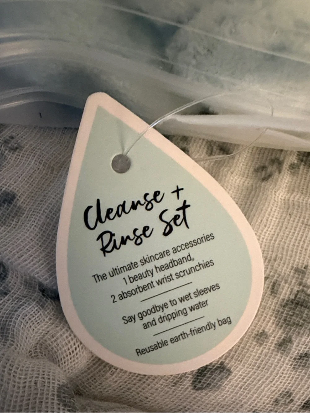 Fresh / Face Mint Green Light Blue Makeup Remover Headband and Wrist Scrunchies